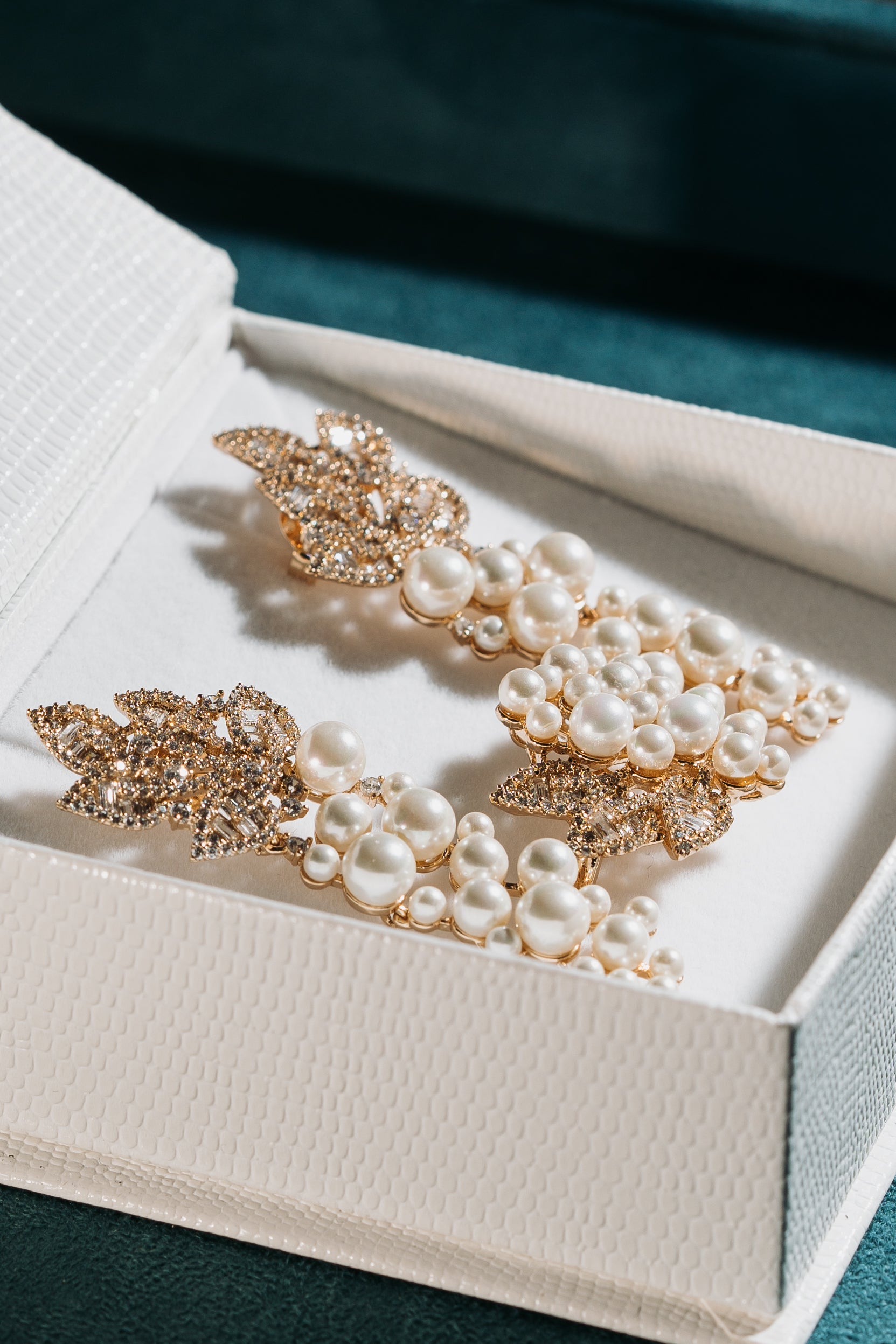 Brincos Raisin de Lumière