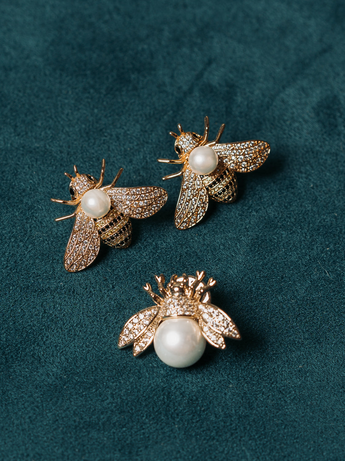 Brincos Abeille Royale