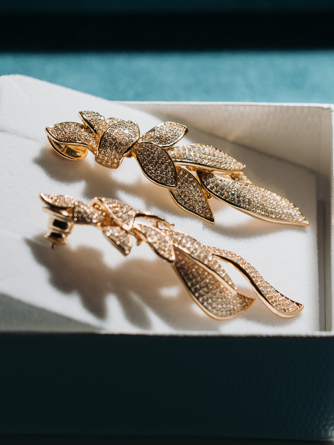 Brincos Feuille Éclat